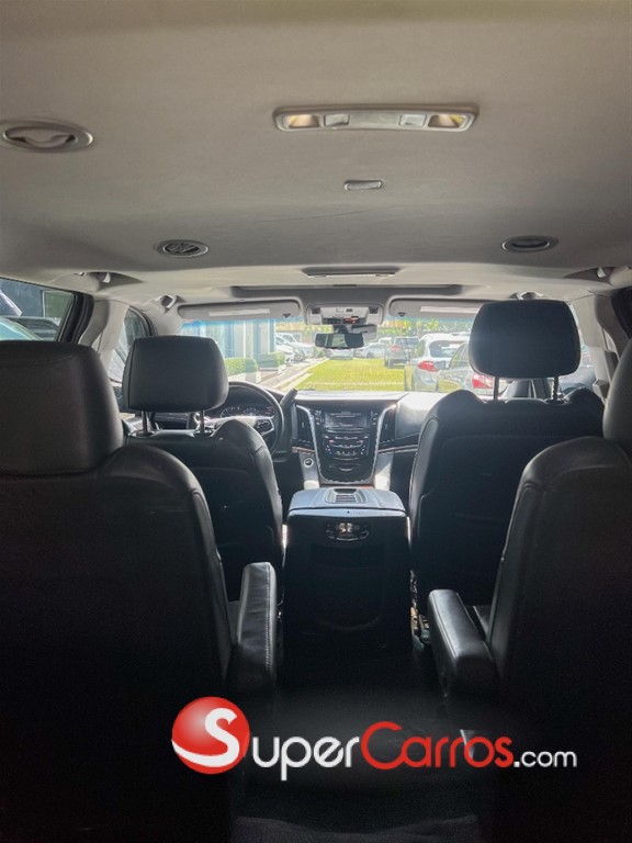 2018 Cadillac Escalade Premium Luxury — foto 10 / 12