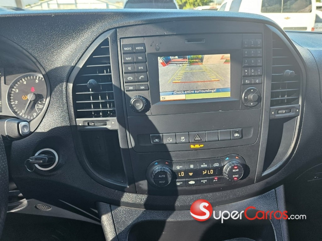 2018 Mercedes-Benz Metris — foto 10 / 12