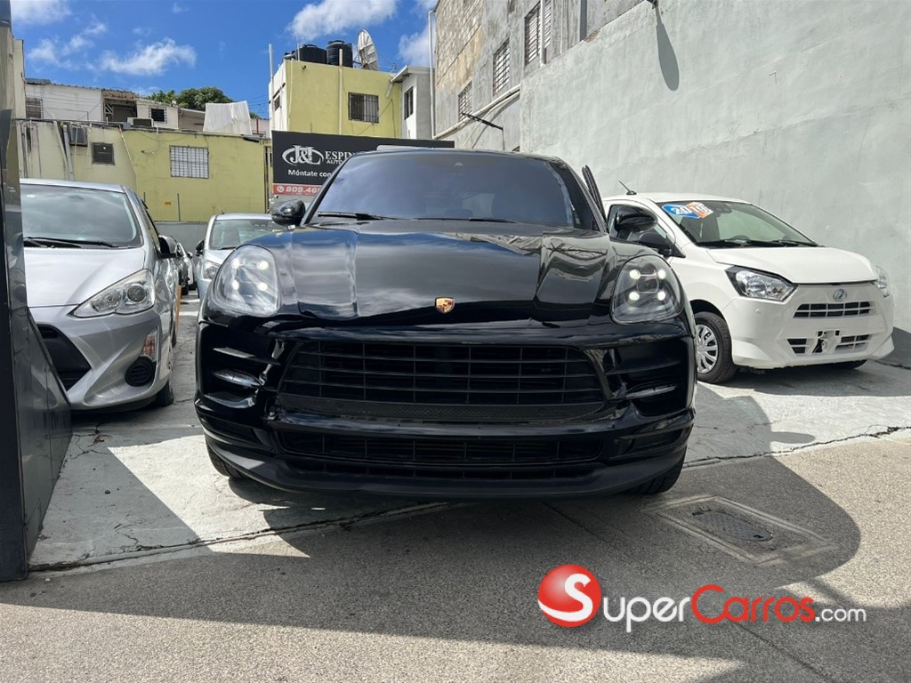 2020 Porsche Macan — foto 2 / 7