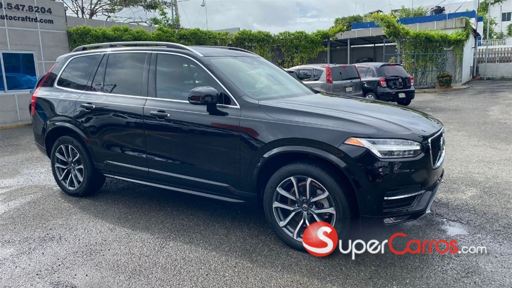 2019 Volvo XC90 Momentum T6