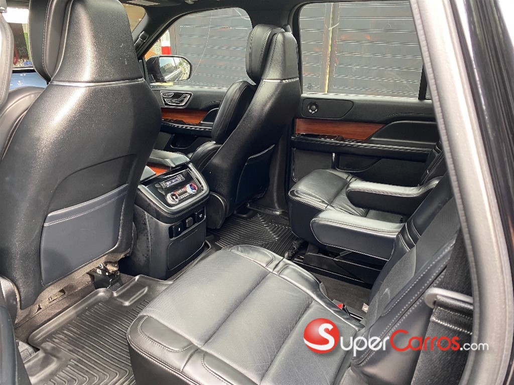 2019 Lincoln Navigator Reserve I — foto 7 / 10