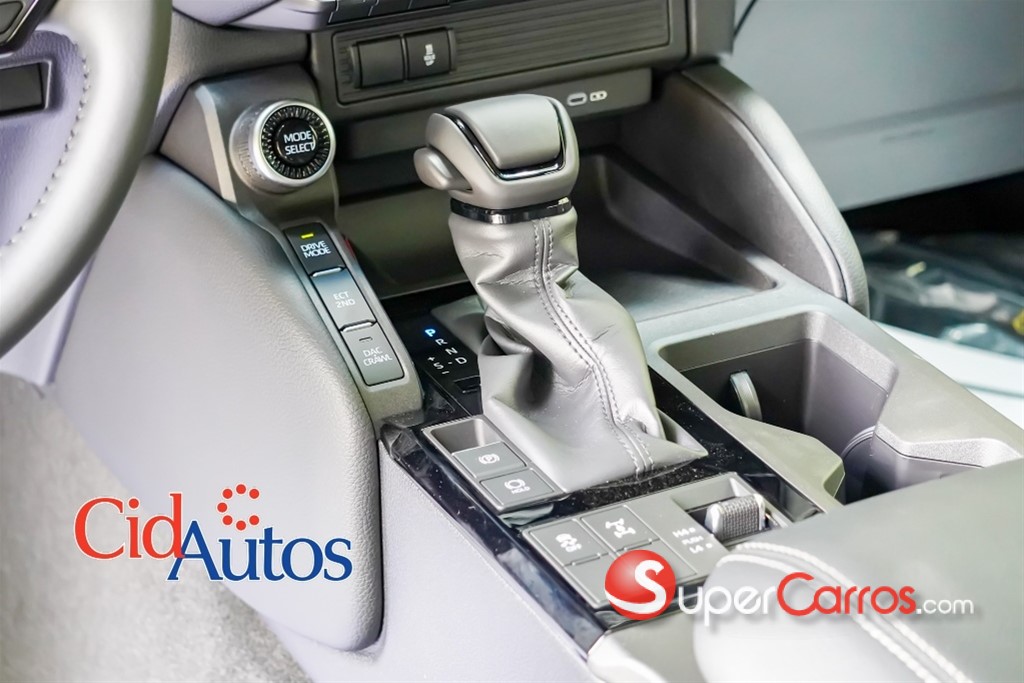 2027 Toyota Land Cruiser Prado All Rounder — foto 9 / 12
