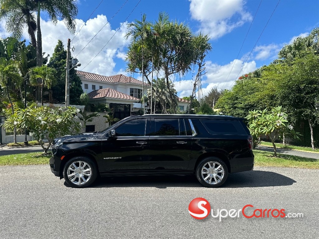 2021 Chevrolet Suburban Highcountry — foto 4 / 10