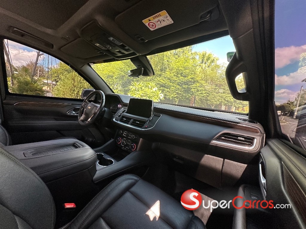 2021 Chevrolet Suburban Highcountry — foto 8 / 10