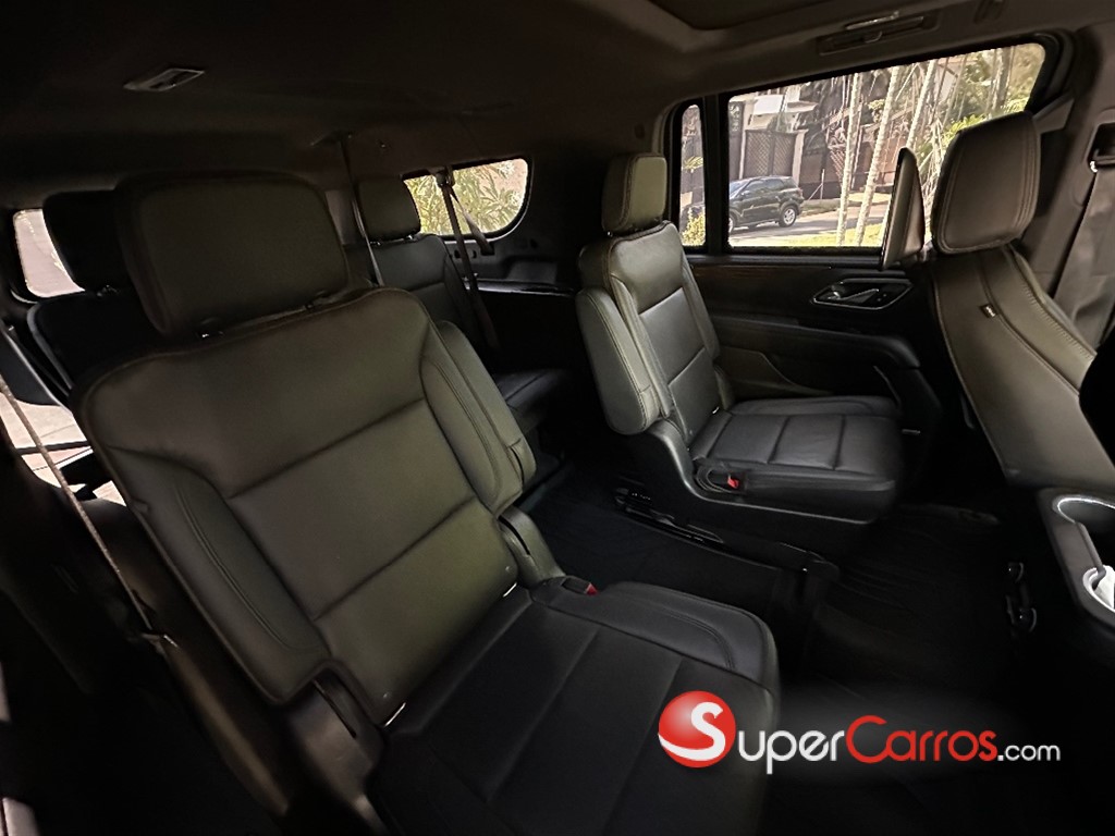 2021 Chevrolet Suburban Highcountry — foto 9 / 10