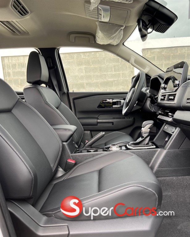 2025 Mitsubishi Motors L 200 — foto 6 / 12