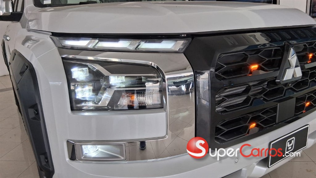 2025 Mitsubishi Motors L 200 — foto 5 / 12
