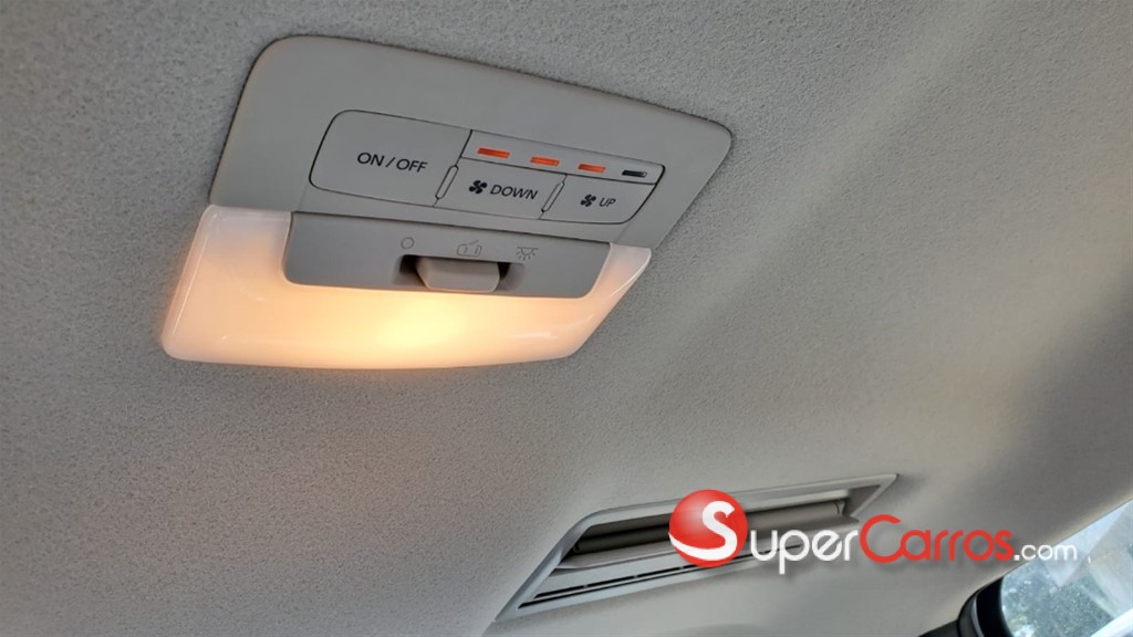2025 Mitsubishi Motors L 200 — foto 9 / 12