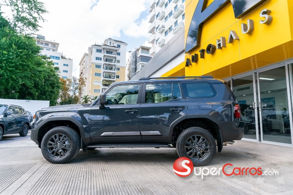 2027 Toyota Land Cruiser Prado All Rounder 03 — foto 3 / 9