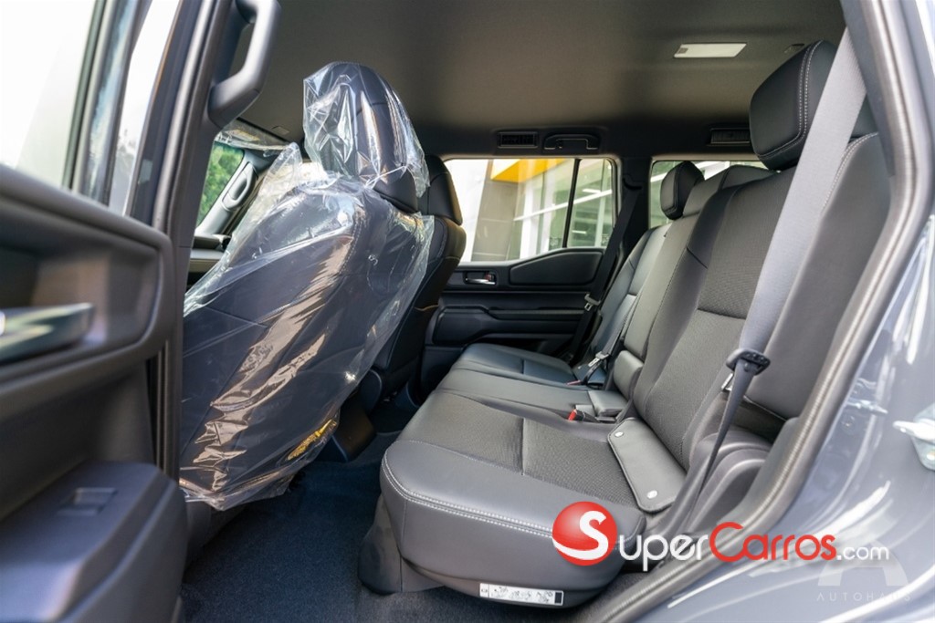 2027 Toyota Land Cruiser Prado All Rounder 03 — foto 8 / 9