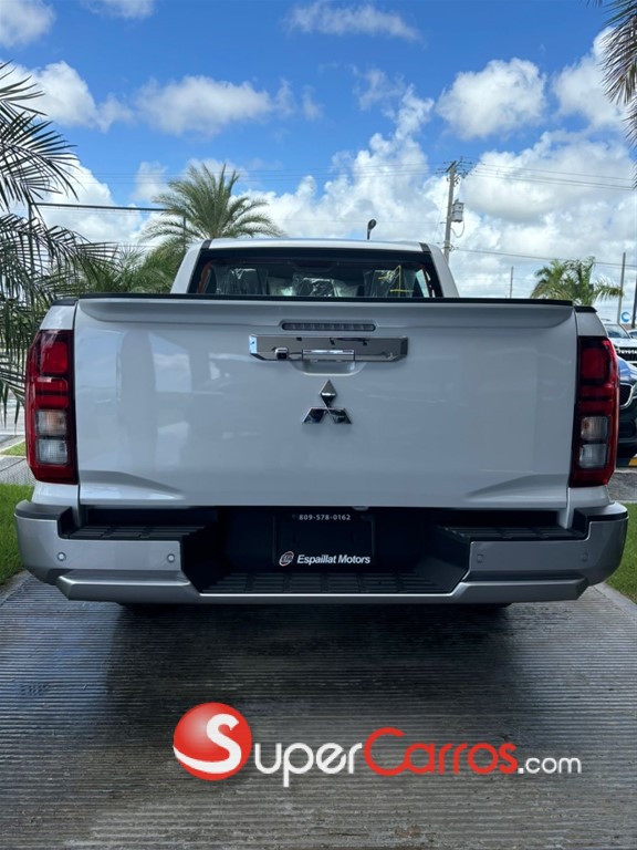 2025 Mitsubishi Motors L 200 — foto 3 / 9