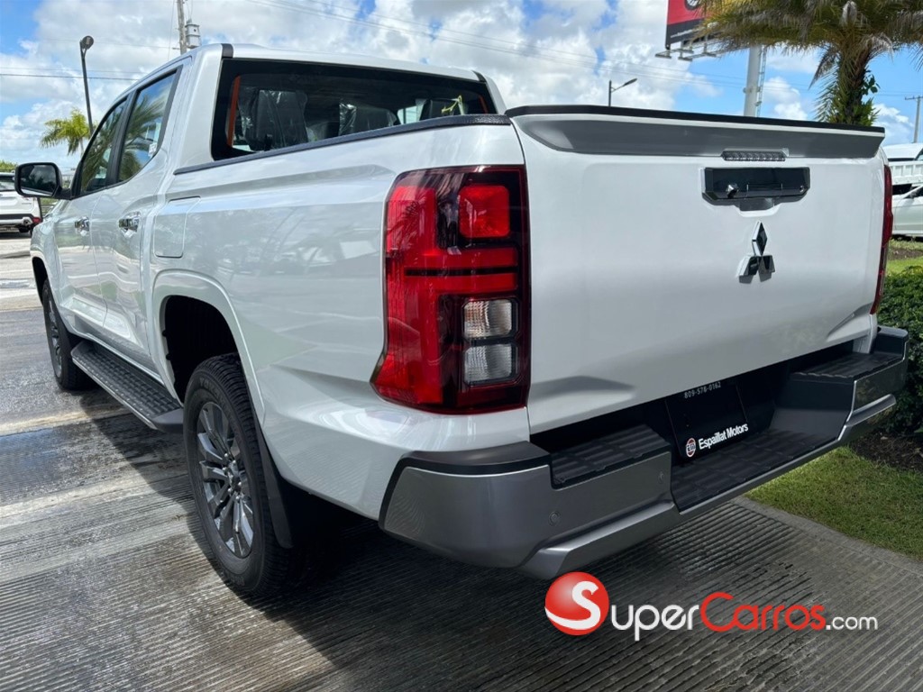2025 Mitsubishi Motors L 200 — foto 7 / 9
