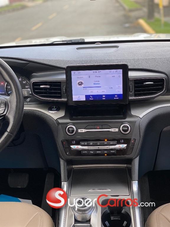 2020 Ford Explorer Limited — foto 4 / 9