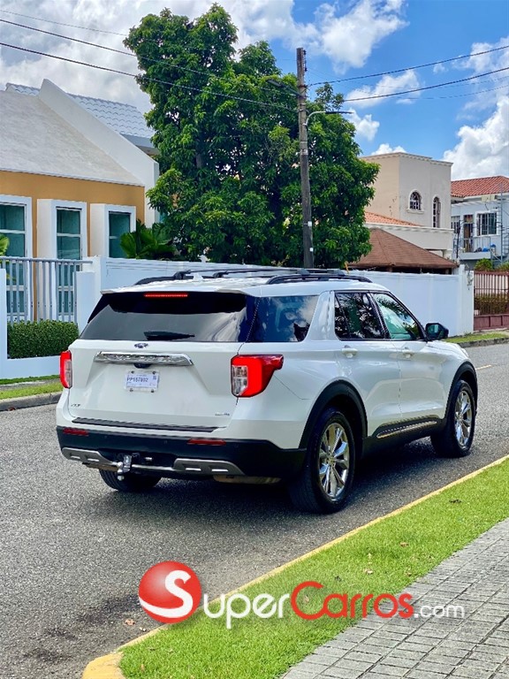2020 Ford Explorer Limited — foto 7 / 9