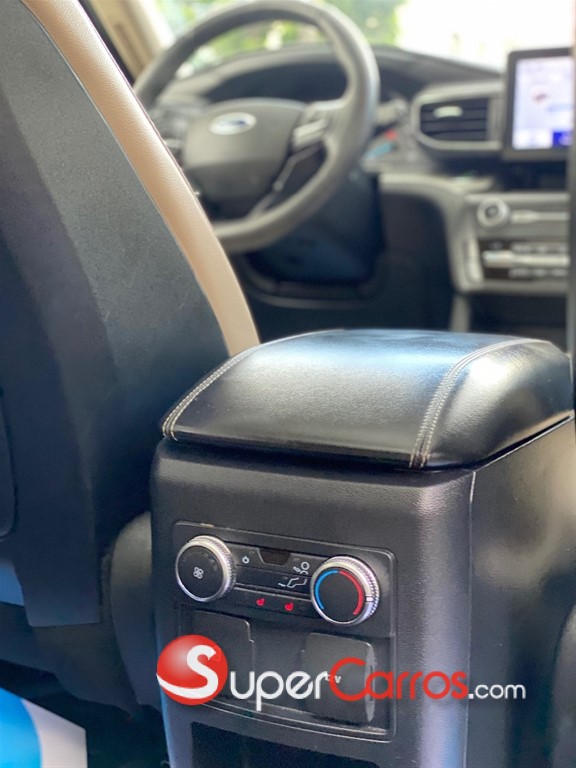 2020 Ford Explorer Limited — foto 9 / 9