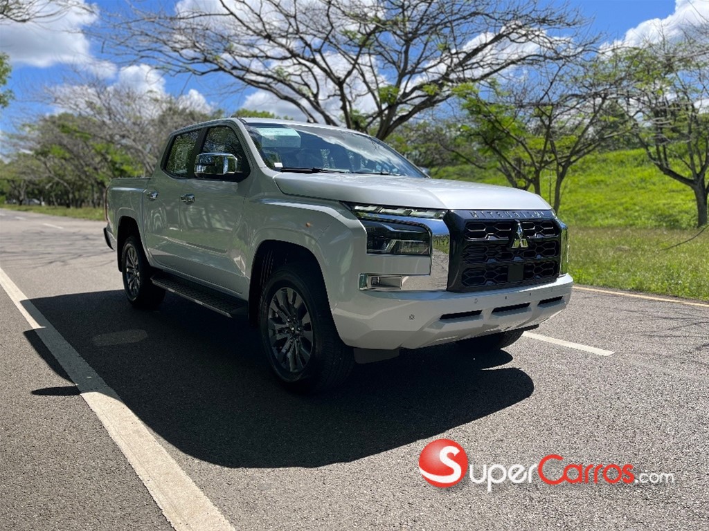 2026 Mitsubishi Motors L 200 — foto 2 / 12