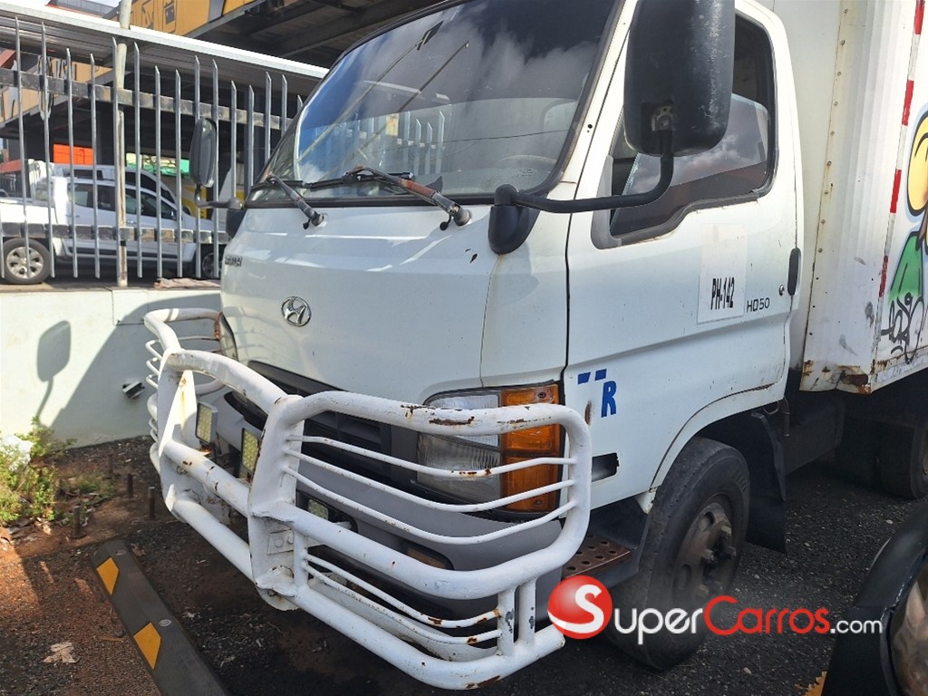 2010 Hyundai HD 50 — foto 10 / 12