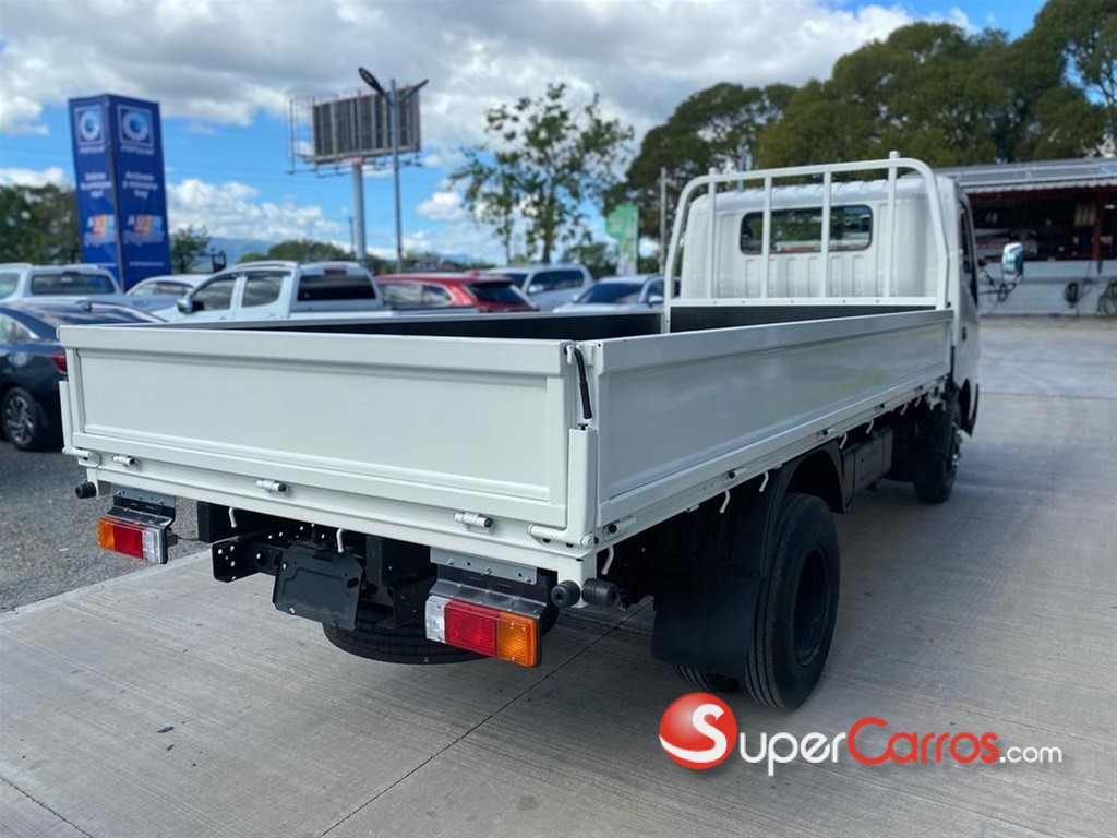 2024 Hino WU 710L — foto 2 / 8