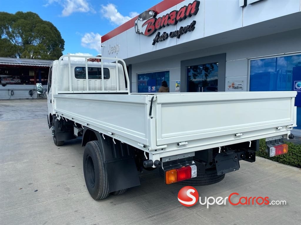 2024 Hino WU 710L — foto 3 / 8