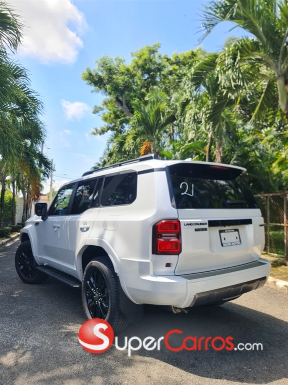 2026 Toyota Land Cruiser Prado LUXURY 1L — foto 4 / 9