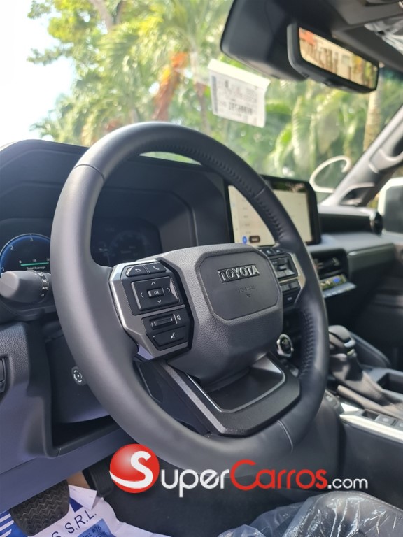 2026 Toyota Land Cruiser Prado LUXURY 1L — foto 5 / 9
