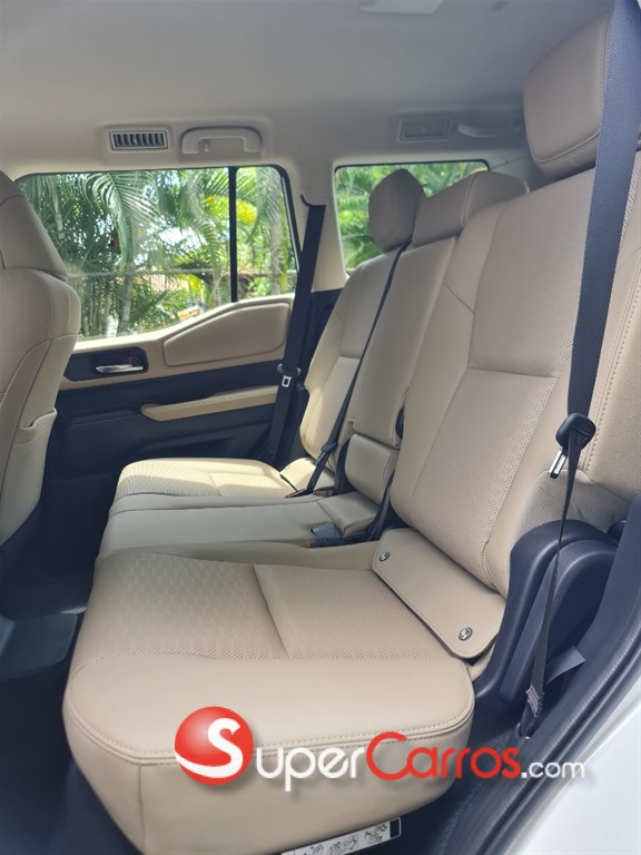 2026 Toyota Land Cruiser Prado All Rounder — foto 7 / 7