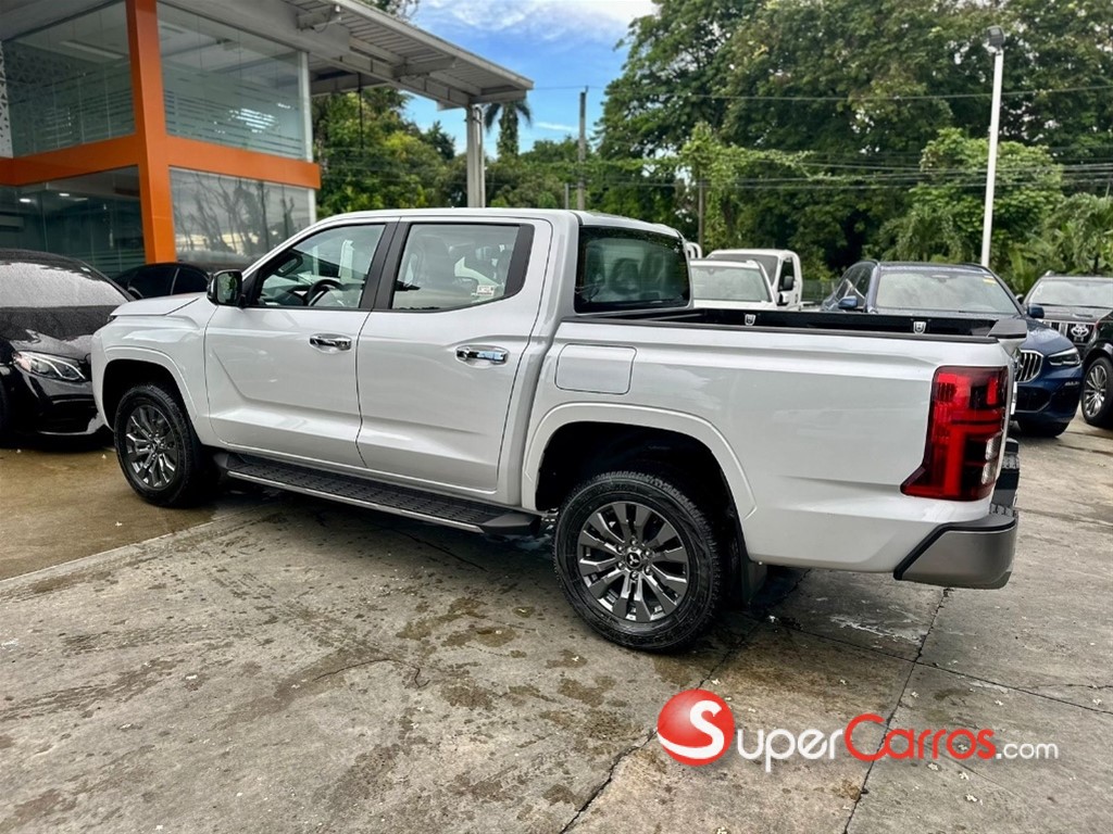 2025 Mitsubishi Motors L 200 — foto 7 / 11