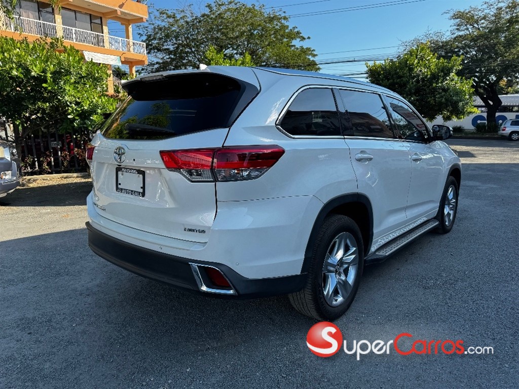 2017 Toyota Highlander Limited — foto 2 / 10