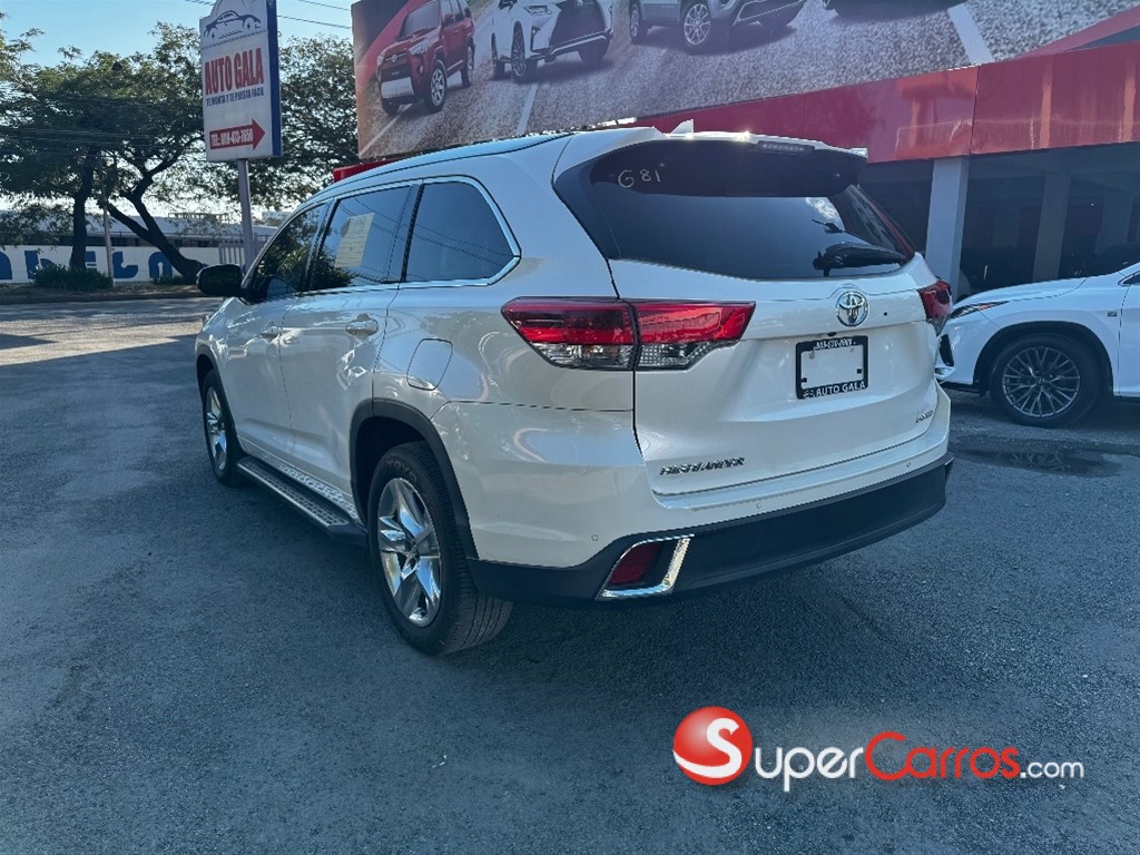 2017 Toyota Highlander Limited — foto 5 / 10