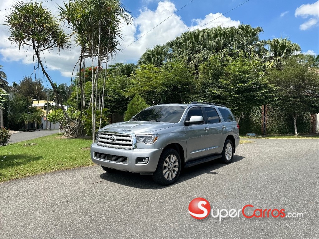 2014 Toyota Sequoia