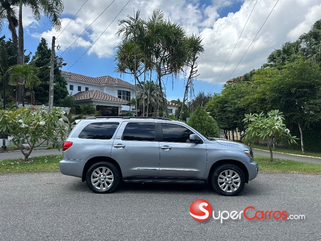2014 Toyota Sequoia — foto 3 / 10