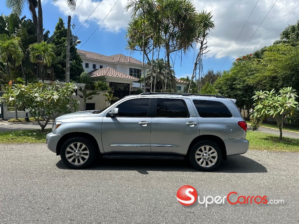 2014 Toyota Sequoia — foto 4 / 10