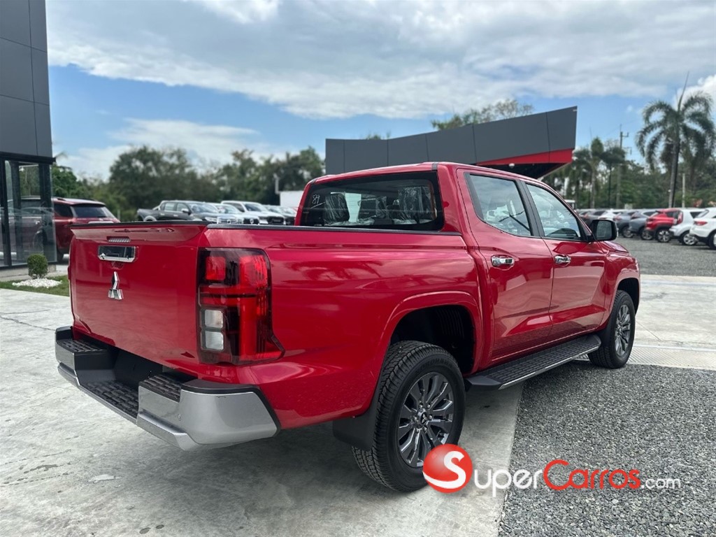 2027 Mitsubishi Motors L 200 — foto 6 / 10