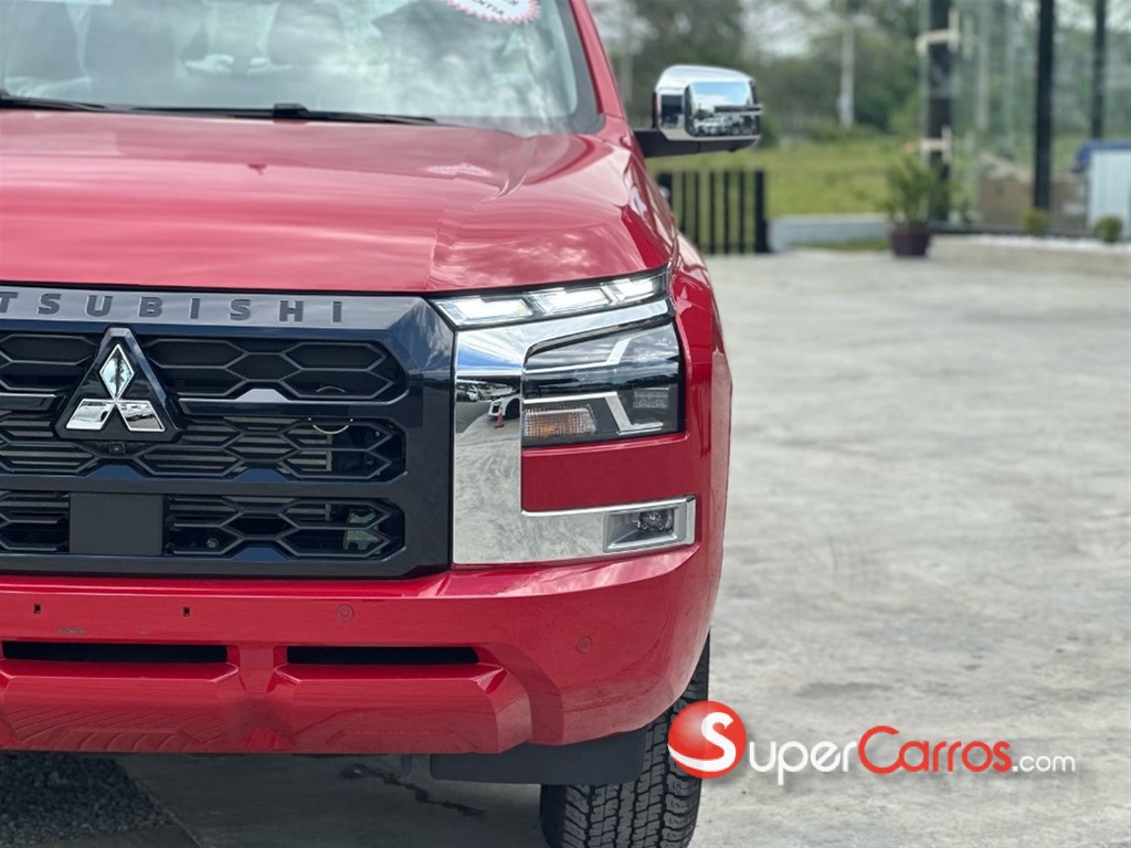 2027 Mitsubishi Motors L 200 — foto 7 / 10