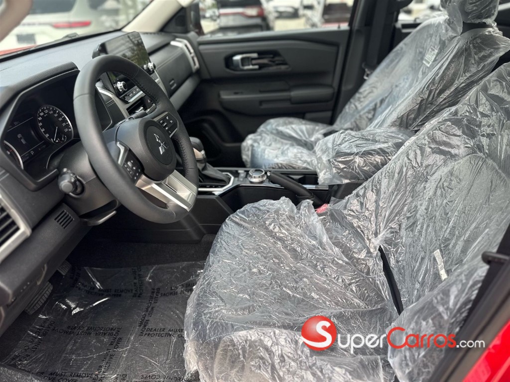 2027 Mitsubishi Motors L 200 — foto 8 / 10