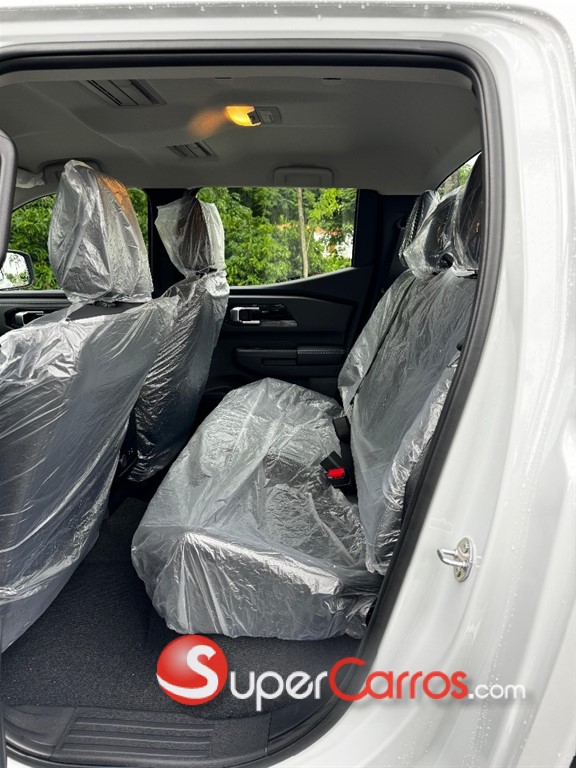 2027 Mitsubishi Motors L 200 — foto 6 / 8