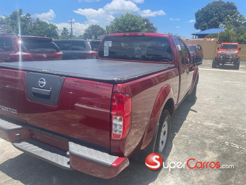 2018 Nissan Frontier SV — foto 8 / 10