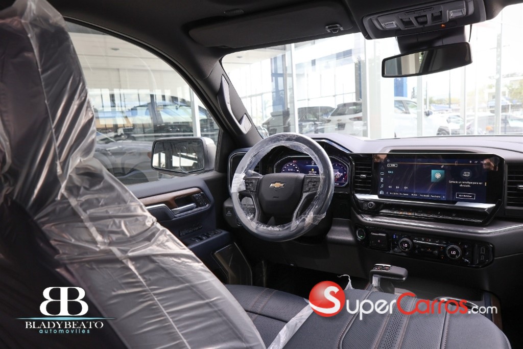 2026 Chevrolet Silverado High Country Duramax — foto 5 / 12