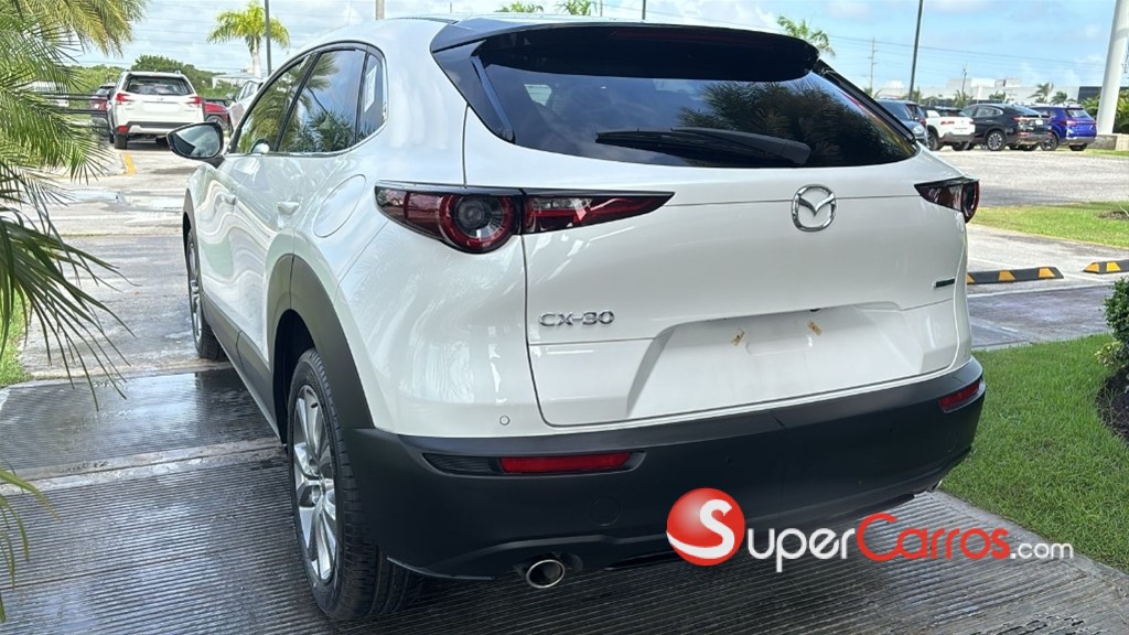 2027 Mazda CX-30 GS — foto 5 / 6