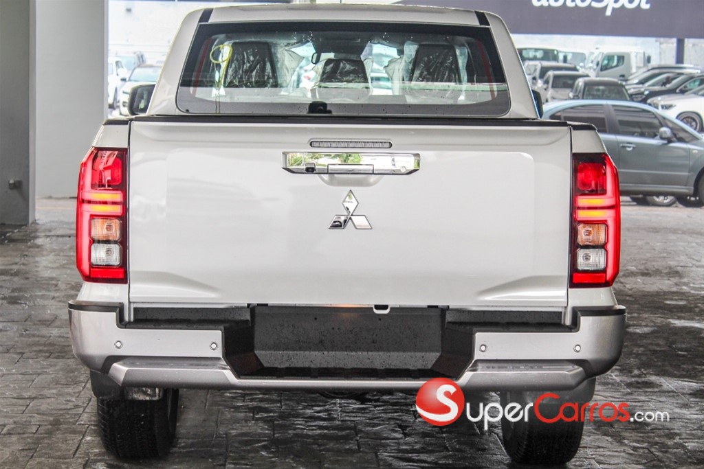 2026 Mitsubishi Motors L 200 — foto 3 / 9