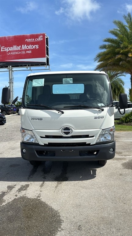 2025 Hino 300 — foto 2 / 8