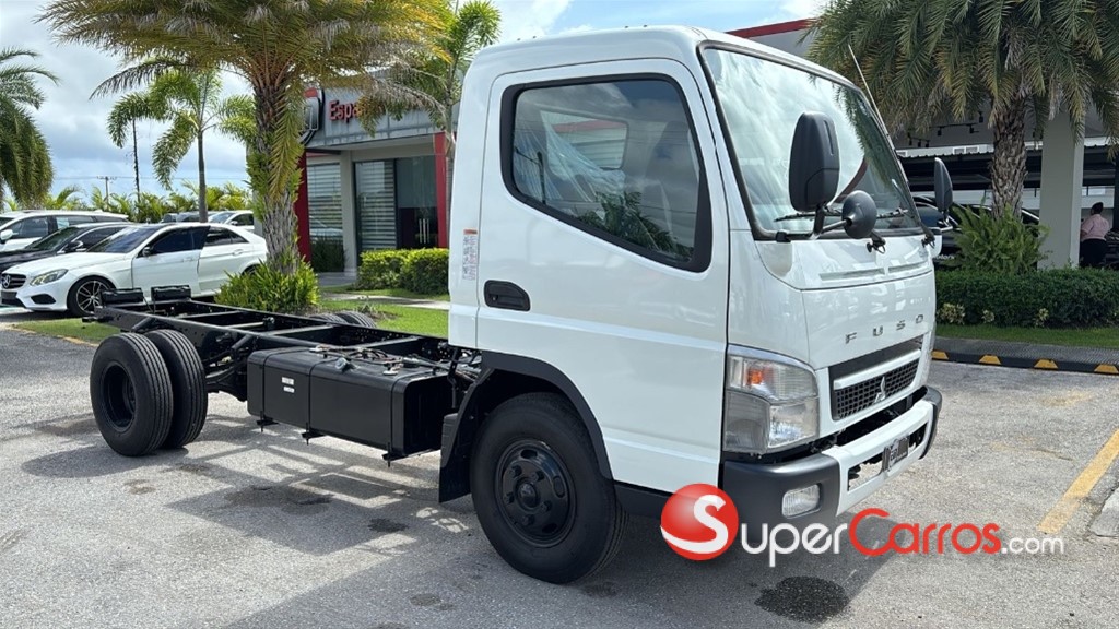 2025 Mitsubishi Motors Canter Chassis 14 pies — foto 3 / 7