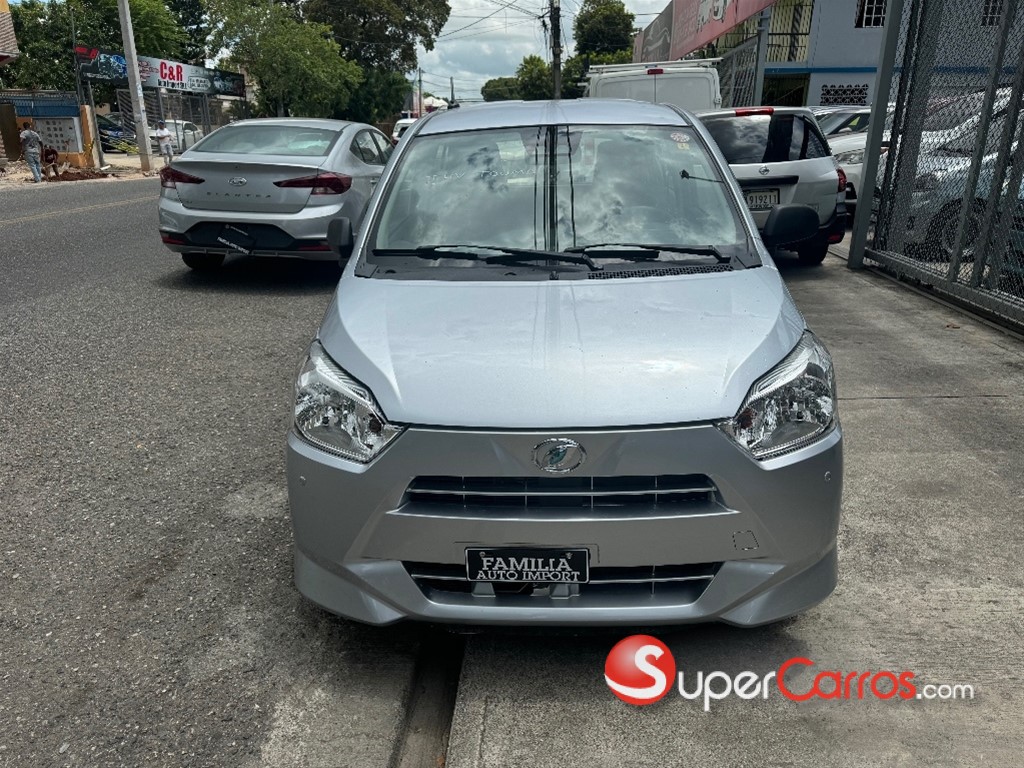 2019 Daihatsu Mira — foto 3 / 9