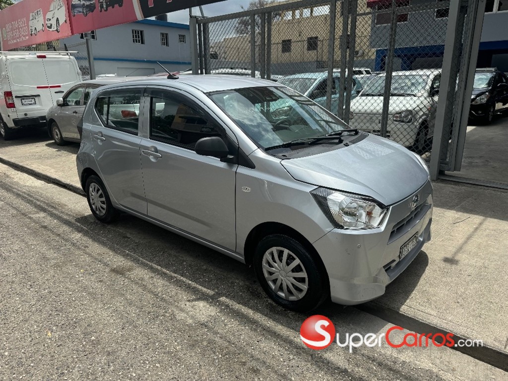 2019 Daihatsu Mira — foto 4 / 9