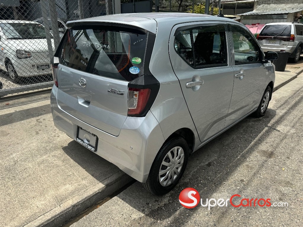 2019 Daihatsu Mira — foto 6 / 9