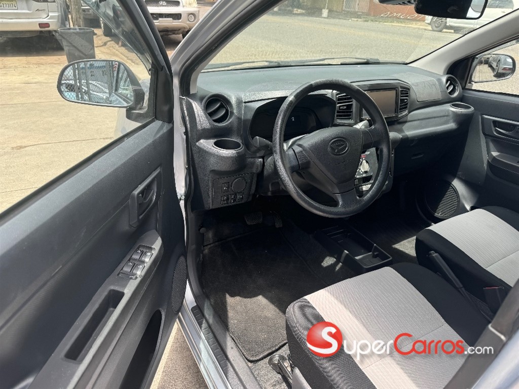 2019 Daihatsu Mira — foto 8 / 9