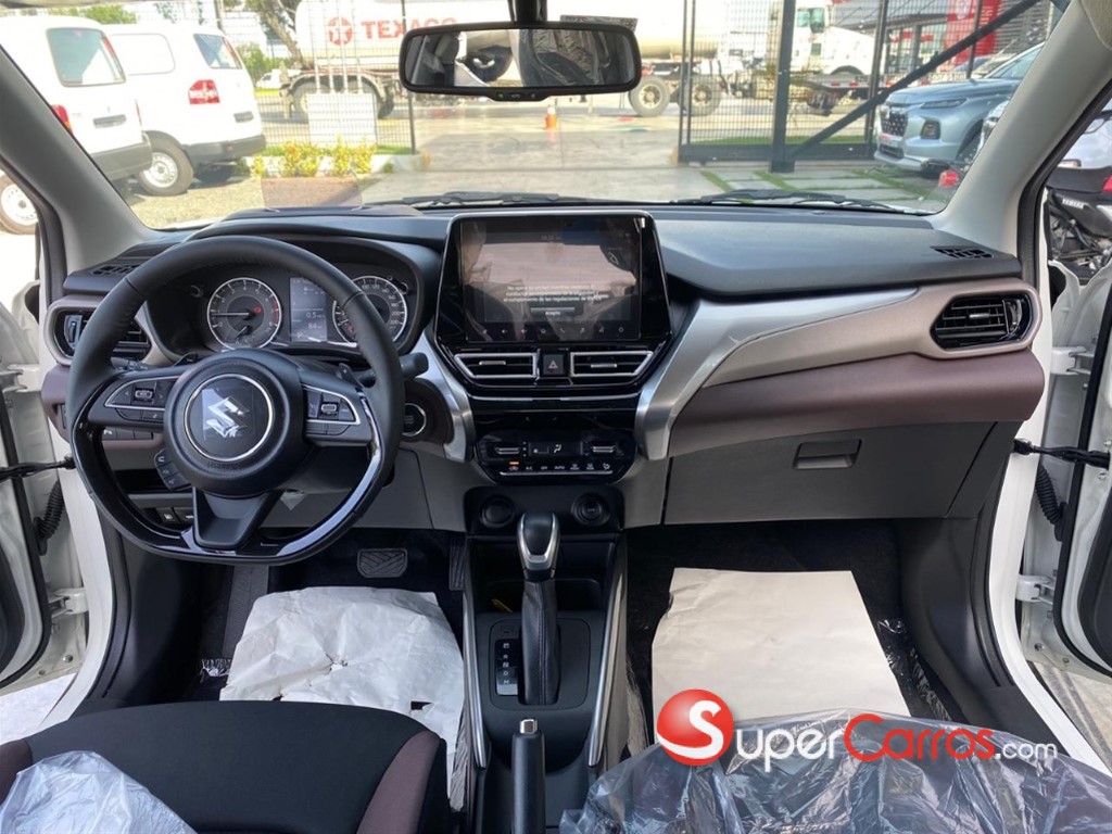 2026 Suzuki Fronx GLX — foto 5 / 9