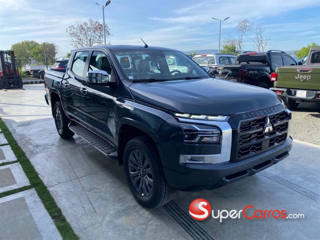 2025 Mitsubishi Motors L 200 — foto 2 / 9