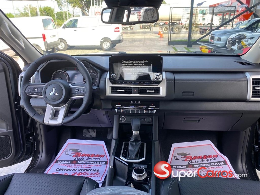 2025 Mitsubishi Motors L 200 — foto 6 / 9