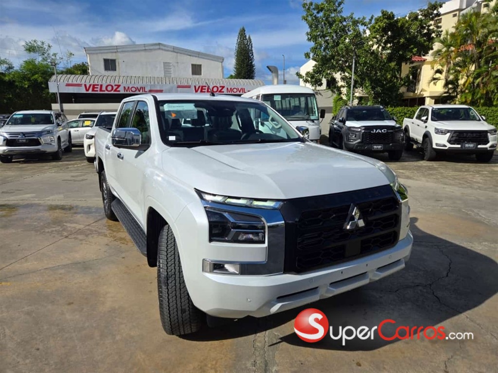 2025 Mitsubishi Motors L 200 — foto 2 / 9